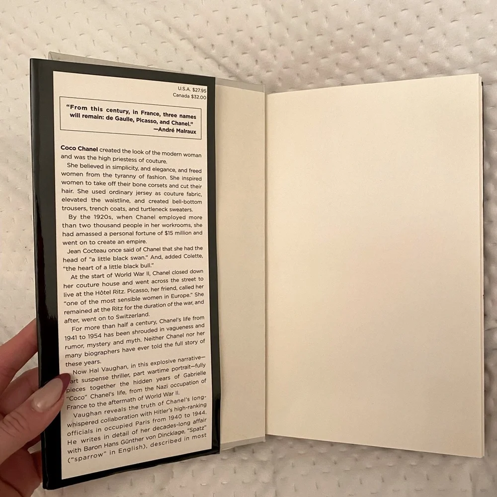 Sleeping with the enemy - book - Picture 2 of 3